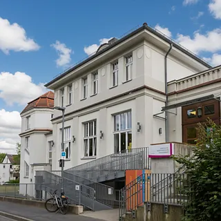 Außenansicht der evangelischen Kindertagesstätte Christuskirche in Kassel-Wilhelmshöhe.