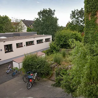 Außenansicht der evangelischen Kindertagesstätte Wehlheiden in Kassel.
